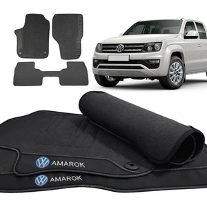 TAPETE BORRACHA PREMIUM AMAROK (COM PORTA COPOS) - Exclusive