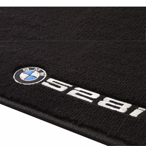 TAPETE CARPETE BMW 528i 2010 A 2016 PLAT. F10 PRETO BORDADO - Exclusive