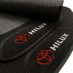 TAPETE CARPETE TOYOTA HILUX 2016 A 2023 PRETO 4 PEÇAS - Exclusive