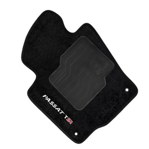 TAPETE CARPETE PASSAT TSI 2011 A 2017 PRETO BORDADO - Exclusive