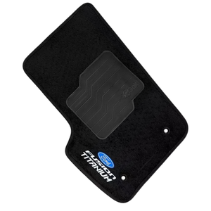 TAPETE CARPETE FUSION TITANIUM 2013 A 2019 PRETO BORDADO - Exclusive 