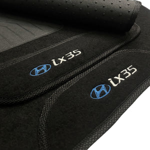 TAPETE CARPETE IX35 2011 A 2023 PRETO BORDADO 3 PEÇAS - Exclusive 